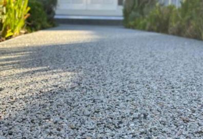 lay a gravel driveway