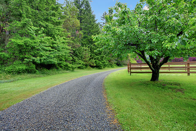 lay a gravel driveway